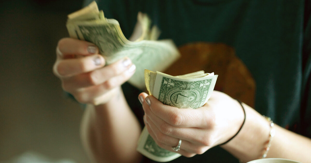 10 Easy Ways to Make Money as a Web Designer